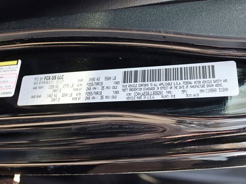 Used 2018 Jeep Wrangler Unlimited Sahara image 39