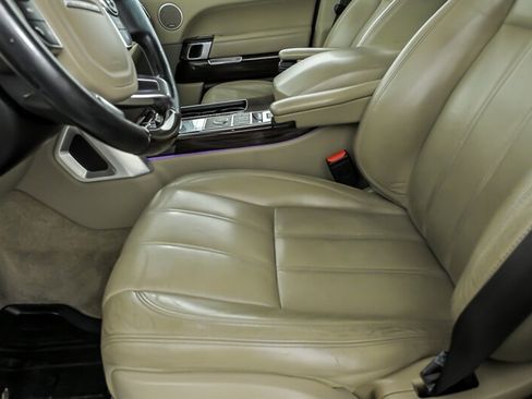 Used 2015 Land Rover Range Rover Supercharged AWD/4WD image 16