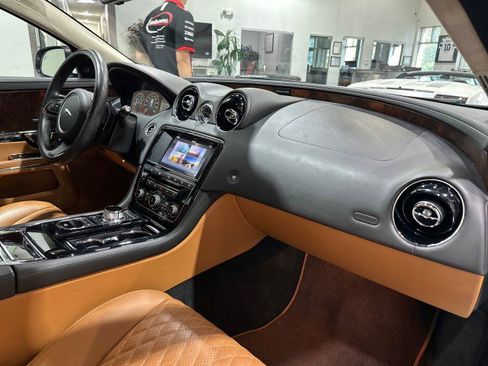 Used 2016 Jaguar XJ L Portfolio AWD/4WD image 59