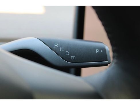 Used 2022 Tesla Model Y Performance AWD/4WD image 19