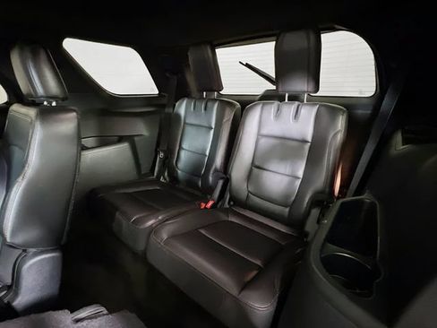 Used 2018 Ford Explorer Sport w/ Equipment Group 401A AWD/4WD image 36