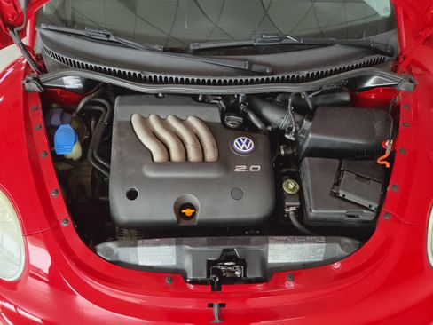 Used 1998 Volkswagen Beetle Coupe FWD image 31