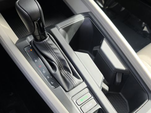 Certified 2025 Honda Accord LX image 25