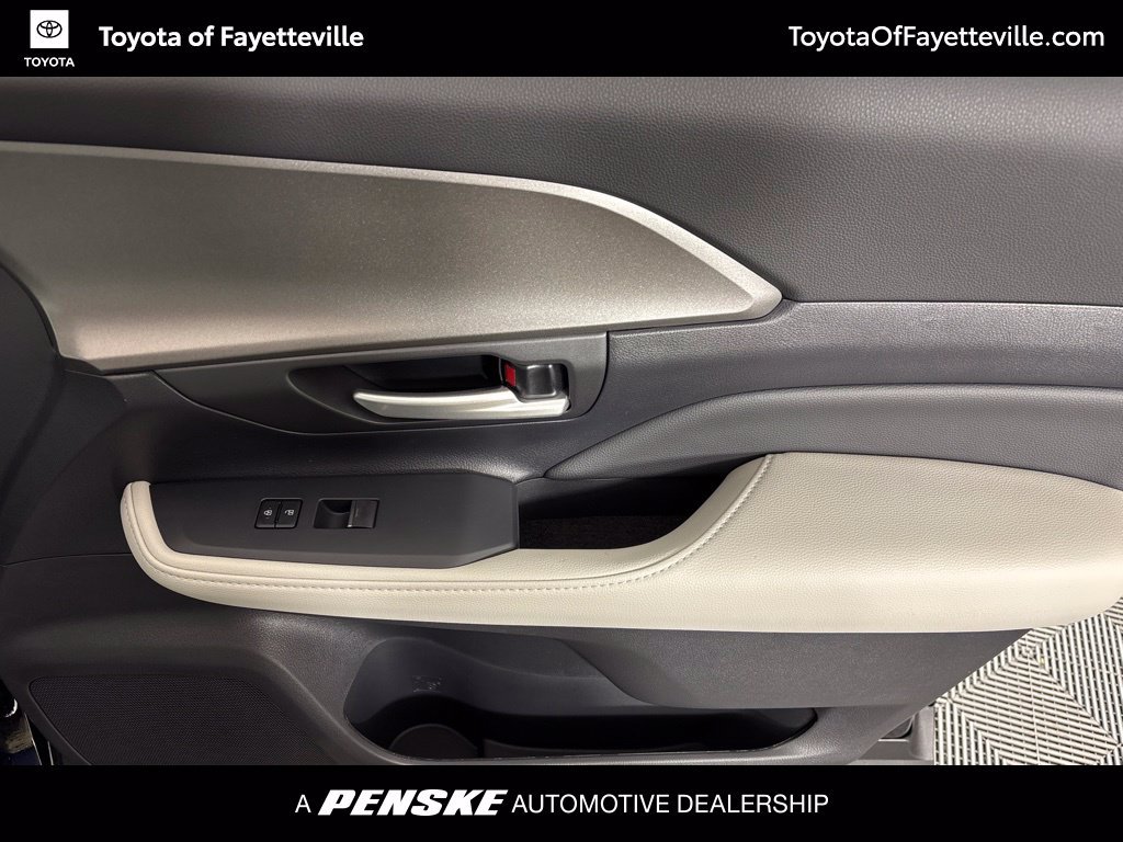 New 2026 Toyota Grand Highlander AWD image 15