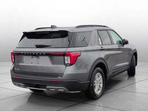 New 2026 Ford Explorer Active w/ Active Comfort Package RWD image 13