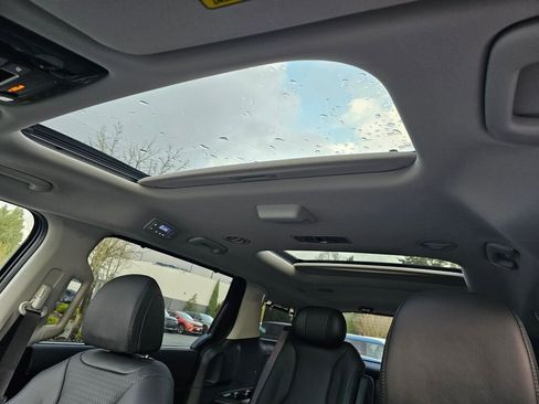 New 2026 Kia Carnival SX Prestige image 10