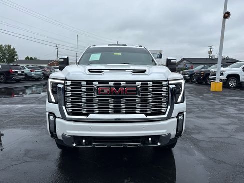 Certified 2024 GMC Sierra 2500 Denali w/ Denali Reserve Package AWD/4WD image 8