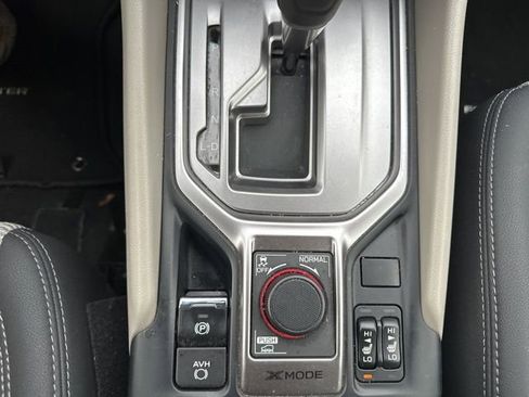 Used 2023 Subaru Forester Premium image 12