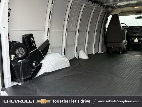 New 2024 Chevrolet Express 3500 Extended w/ Driver Convenience Package image 27