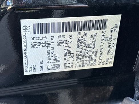 Used 2023 Nissan Rogue SV image 35