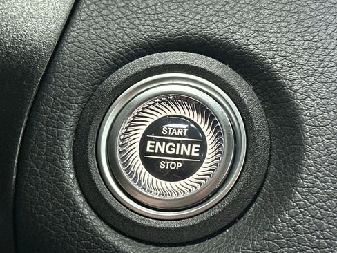 Certified 2022 Mercedes-Benz GLC 300 4MATIC image 24