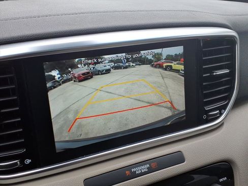 Used 2022 Kia Sportage EX image 28