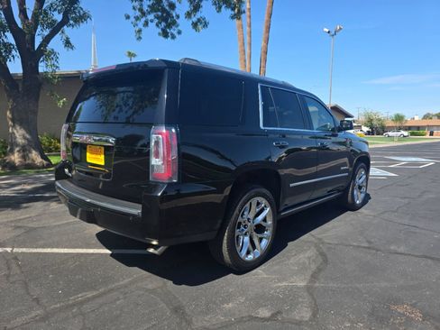 Used 2016 GMC Yukon Denali w/ Enhanced Security Package RWD image 9