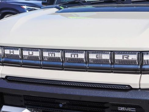 Used 2026 GMC Hummer EV SUV AWD/4WD image 13