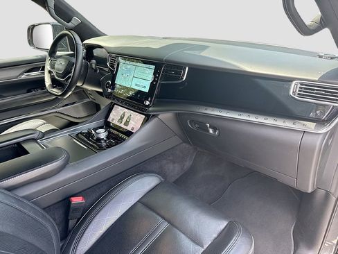 Used 2024 Jeep Grand Wagoneer Series II w/ Quick Order Packagew 28T image 33