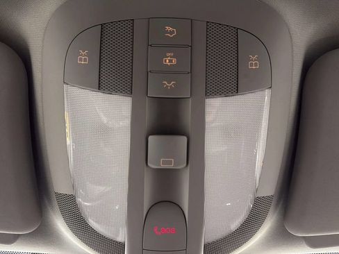 Used 2012 Mercedes-Benz GL 320 BlueTEC 4MATIC image 34