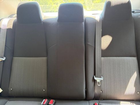 Used 2025 Nissan Sentra SV FWD image 36