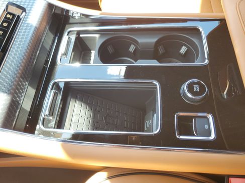 New 2026 Lincoln Aviator Black Label w/ Dynamic Handling Package AWD/4WD image 22