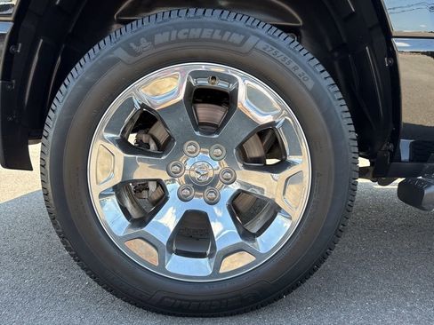 Used 2019 RAM 1500 Big Horn image 12