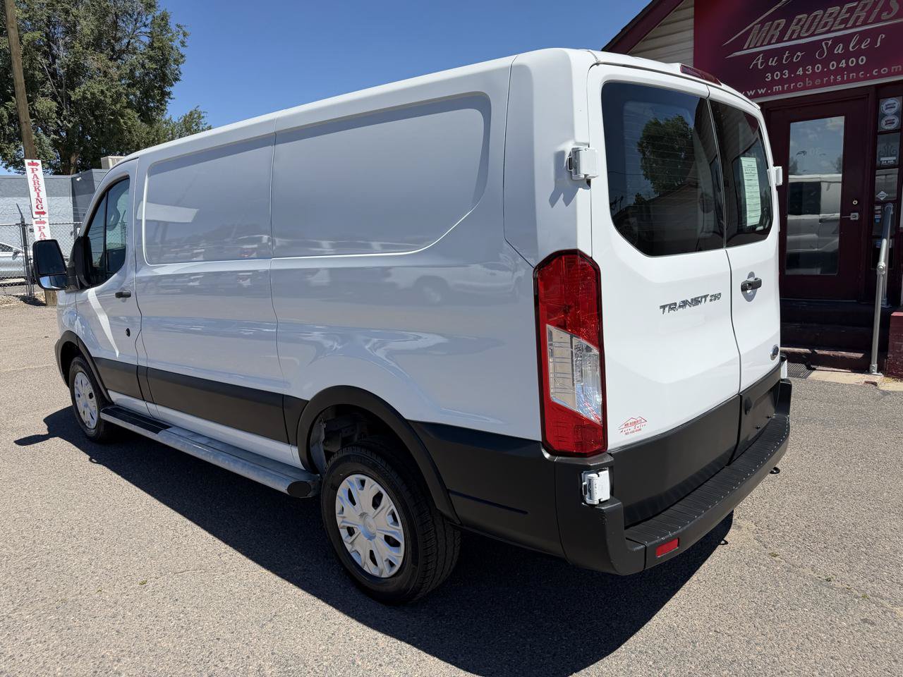 Used 2025 Ford Transit 250 Low Roof w/ Exterior Upgrade Package RWD image 7
