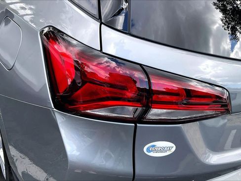 Used 2023 Chevrolet Equinox LS w/ LS Convenience Package FWD image 28