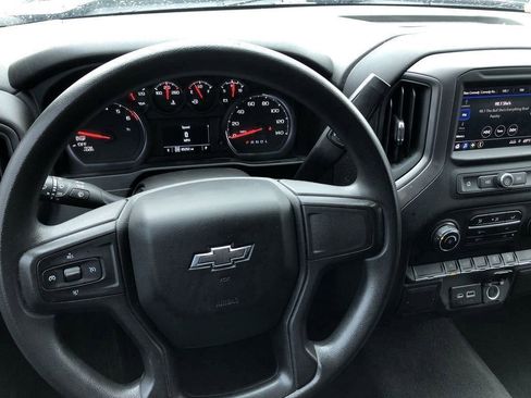 Used 2021 Chevrolet Silverado 1500 Custom Trail Boss AWD/4WD image 15