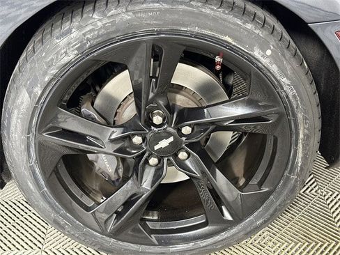 Used 2019 Chevrolet Camaro SS image 34
