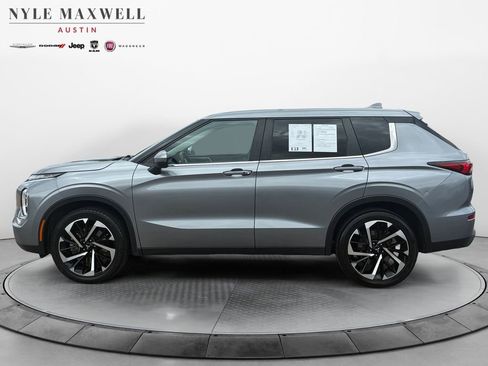 Used 2024 Mitsubishi Outlander FWD image 13