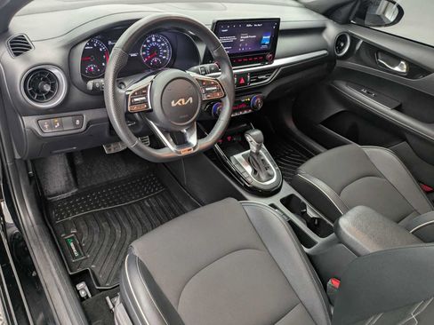 Used 2024 Kia Forte GT-Line FWD image 2