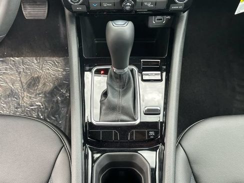 New 2026 Jeep Compass Latitude AWD/4WD image 18