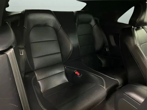 Used 2019 Ford Mustang Premium RWD image 13