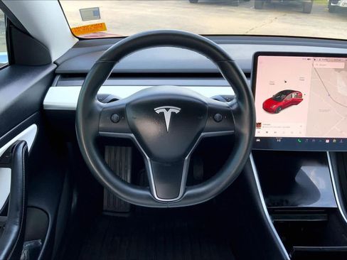 Used 2019 Tesla Model 3 Long Range AWD/4WD image 5