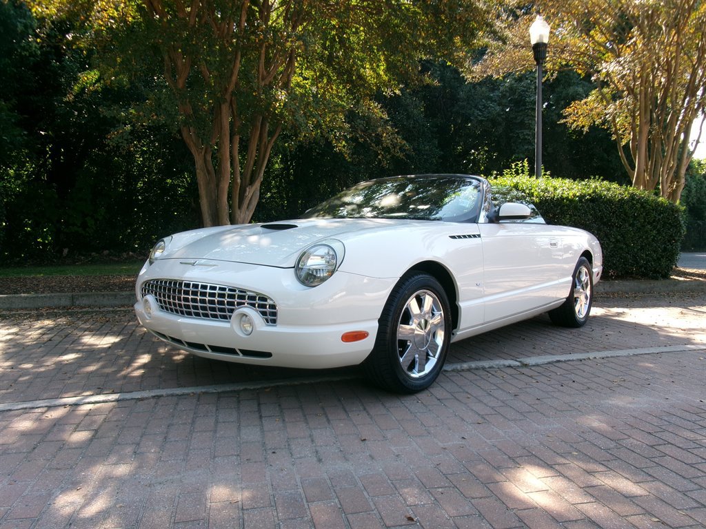 Used 2003 Ford Thunderbird RWD image 3