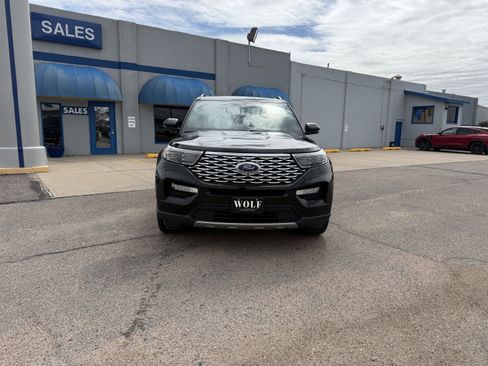 Used 2020 Ford Explorer Platinum AWD/4WD image 3