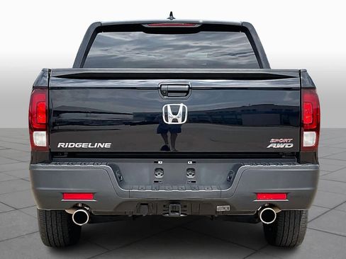 Used 2023 Honda Ridgeline Sport image 6