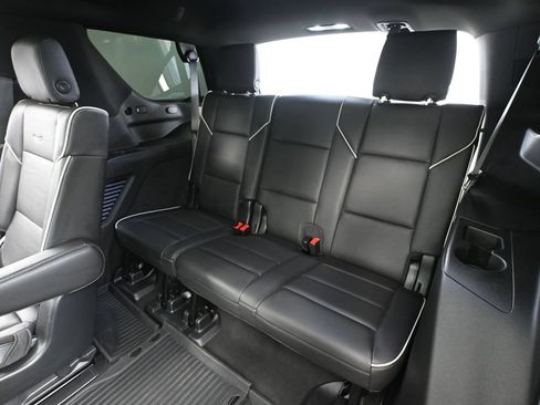 Used 2021 Cadillac Escalade Sport w/ LPO, Illumination Package AWD/4WD image 36
