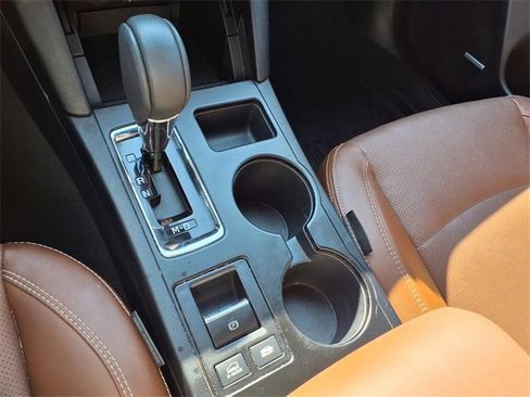 Used 2019 Subaru Outback 3.6R Touring image 19