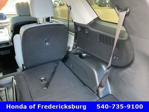 Used 2025 Hyundai Palisade SEL FWD image 22