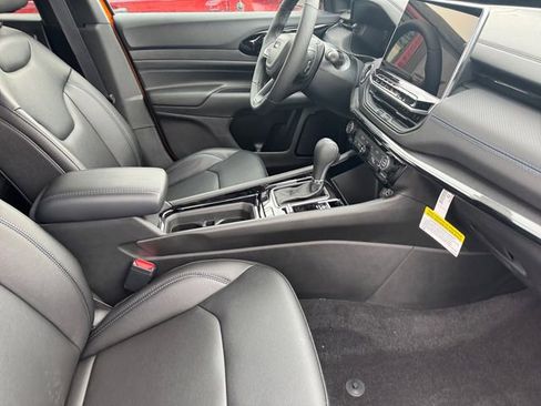 New 2026 Jeep Compass Limited w/ Sun, Sound & Navigation Group AWD/4WD image 24