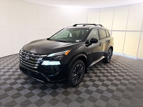 New 2026 Nissan Rogue Platinum w/ Platinum Premium Package image 3