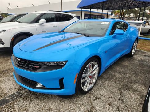 Used 2022 Chevrolet Camaro LT w/ RS Package image 3