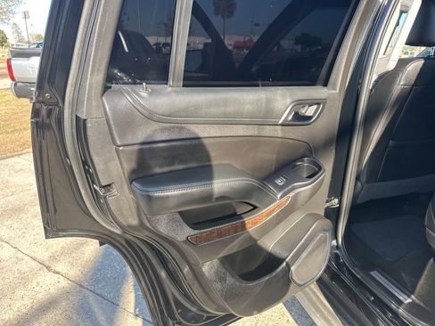 Used 2017 Chevrolet Tahoe LT w/ LT Midnight Edition image 9