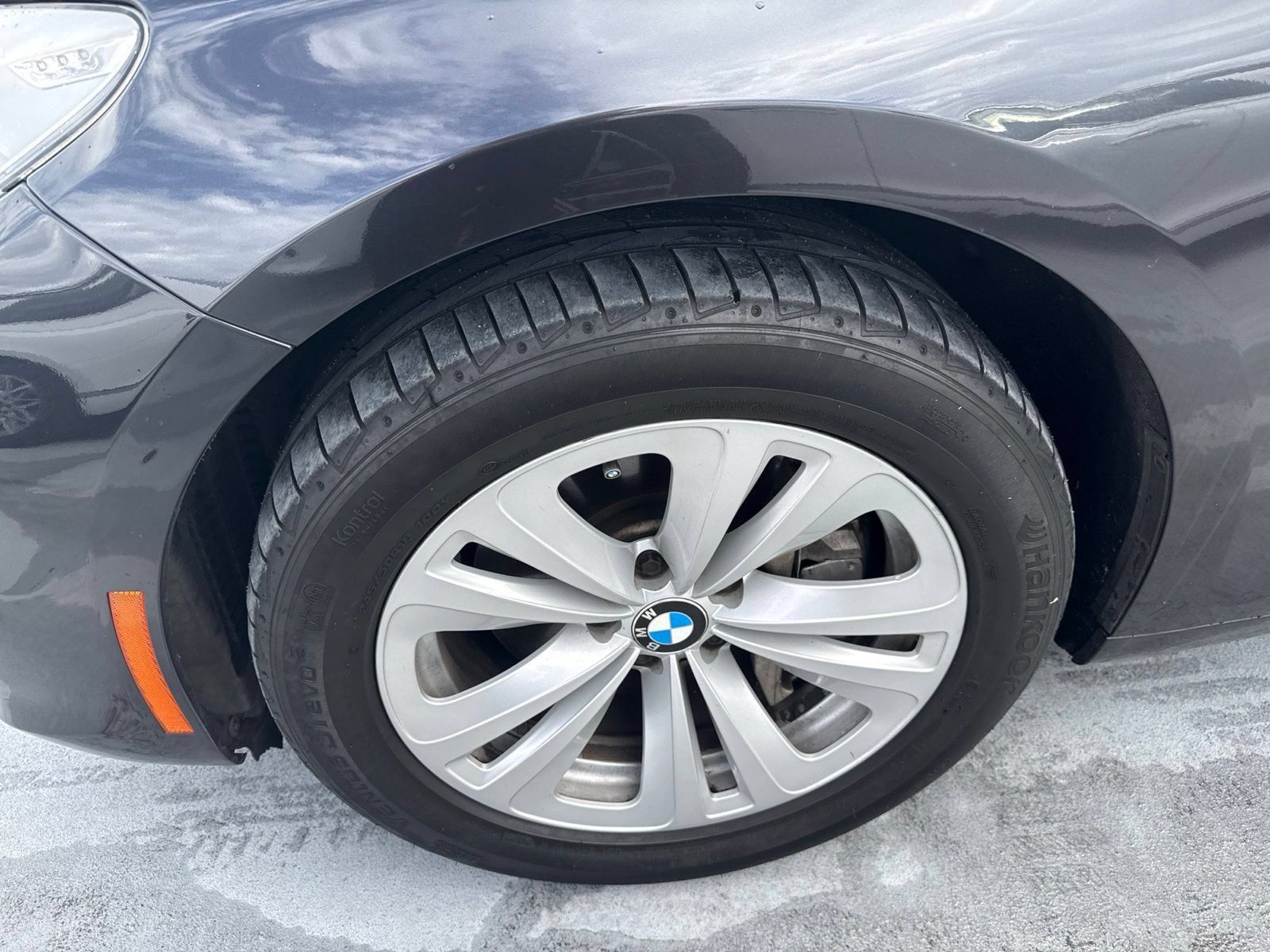 Used 2015 BMW 535i Gran Turismo RWD image 3