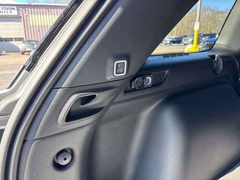 New 2025 Jeep Grand Cherokee Limited image 5