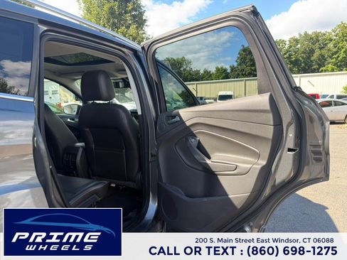 Used 2014 Ford Escape Titanium w/ Equipment Group 401A AWD/4WD image 14
