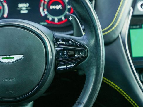 Used 2021 Aston Martin DBX AWD/4WD image 51