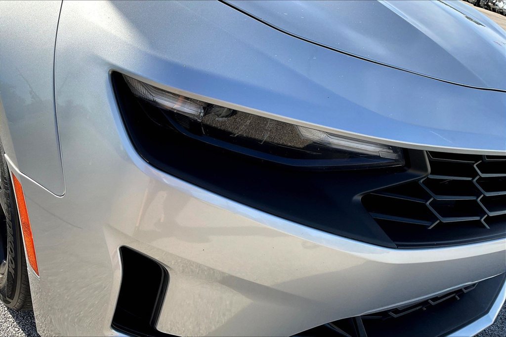 Used 2019 Chevrolet Camaro LT RWD image 24