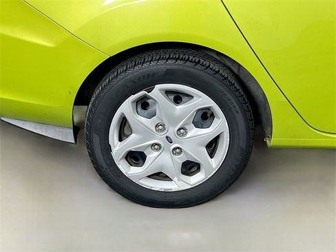 Used 2013 Ford Fiesta SE image 31