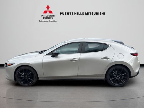 Used 2024 MAZDA MAZDA3 s FWD image 8