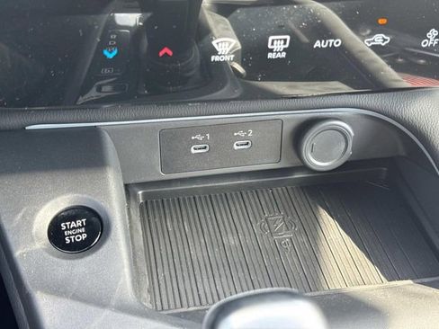 New 2026 Nissan Sentra SR w/ Floor Mat Package image 27